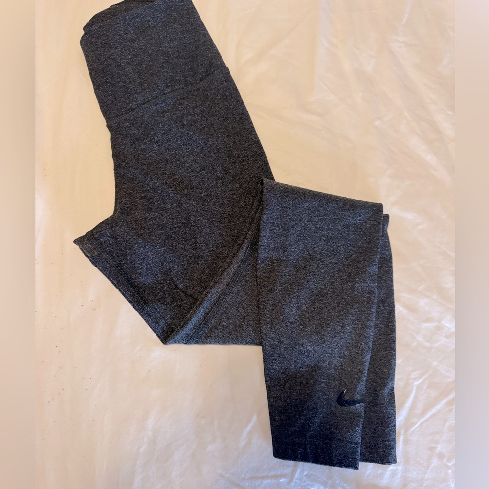 Nike dri fit Grey full length leggings size extra small